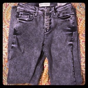 Button-Up High-Waisted Jeans